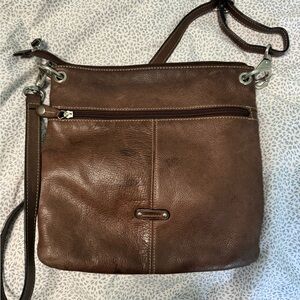 Brown leather shoulder strap bag